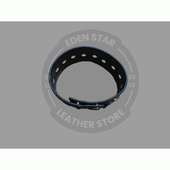 Men's Leather Bicep Cuff - Handmade Leather Arm Band - BDSM Fetish Wear - Gay Leather Pride Men's Leather Bicep Cuff - Handmade Leather Arm Band - BDSM Fetish Wear - Gay Leather Pride